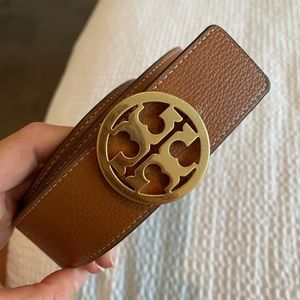 Tory Burch 1 1/2" REVERSIBLE DOUBLE T BELT Medium